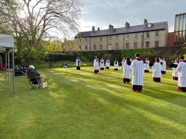 The Sidney Choir gathering in the Tennis Court Garden for Evensong